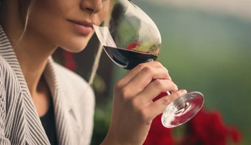 taste wine like a sommelier